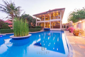 4 Bedroom Pool Villa In Great Location CV4